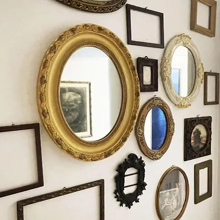 Lucio Fontana's Experience Apartment
